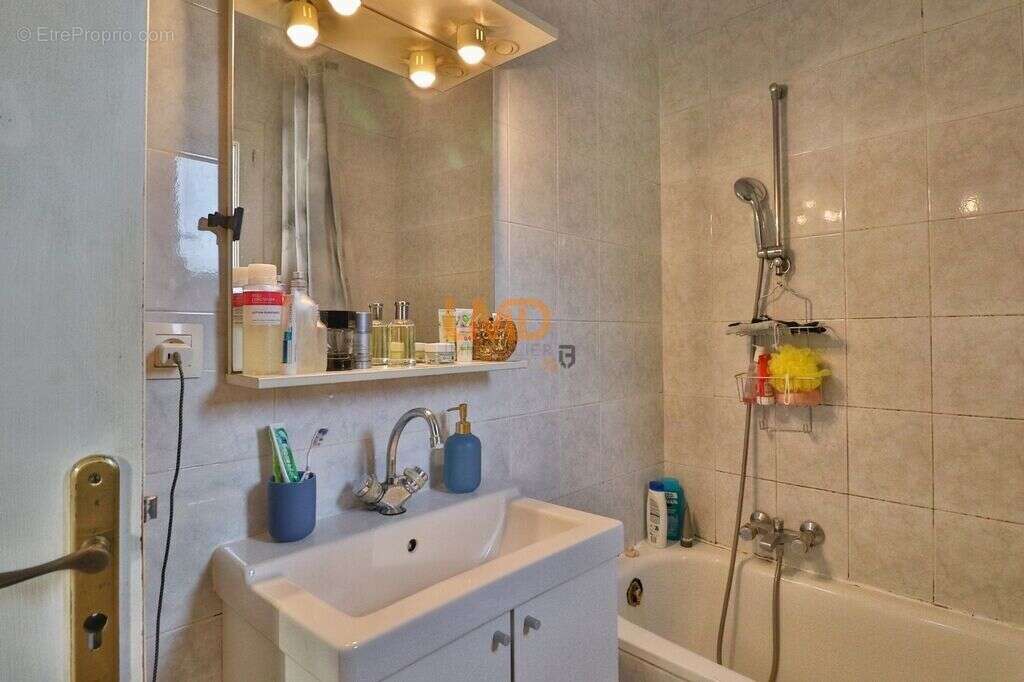 Appartement à SAUSSET-LES-PINS