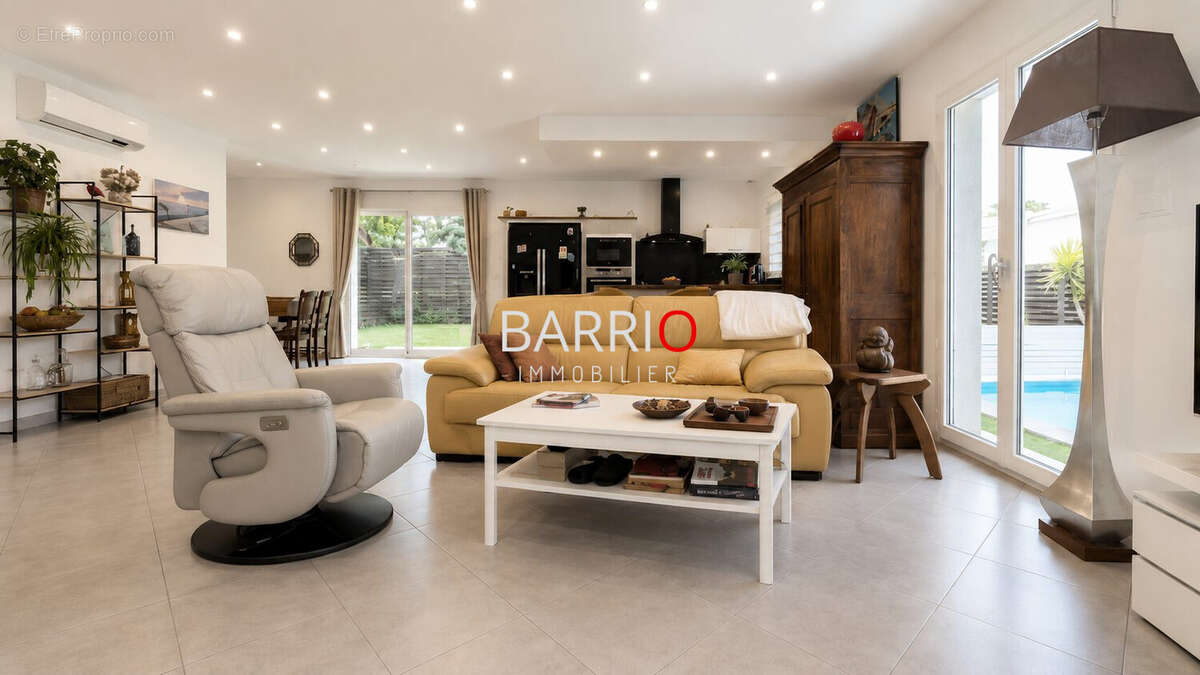Maison 126 m² à Villelongue-Dels-Monts  - photo 8