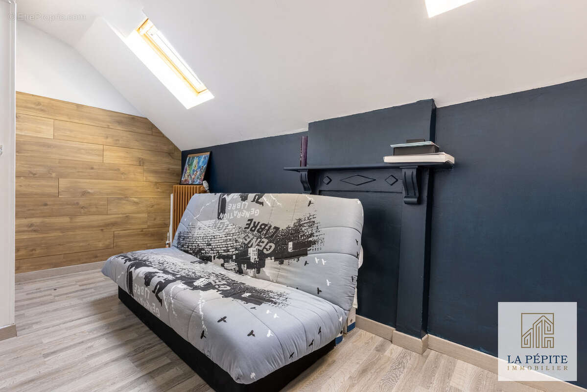 Maison à BRUILLE-SAINT-AMAND