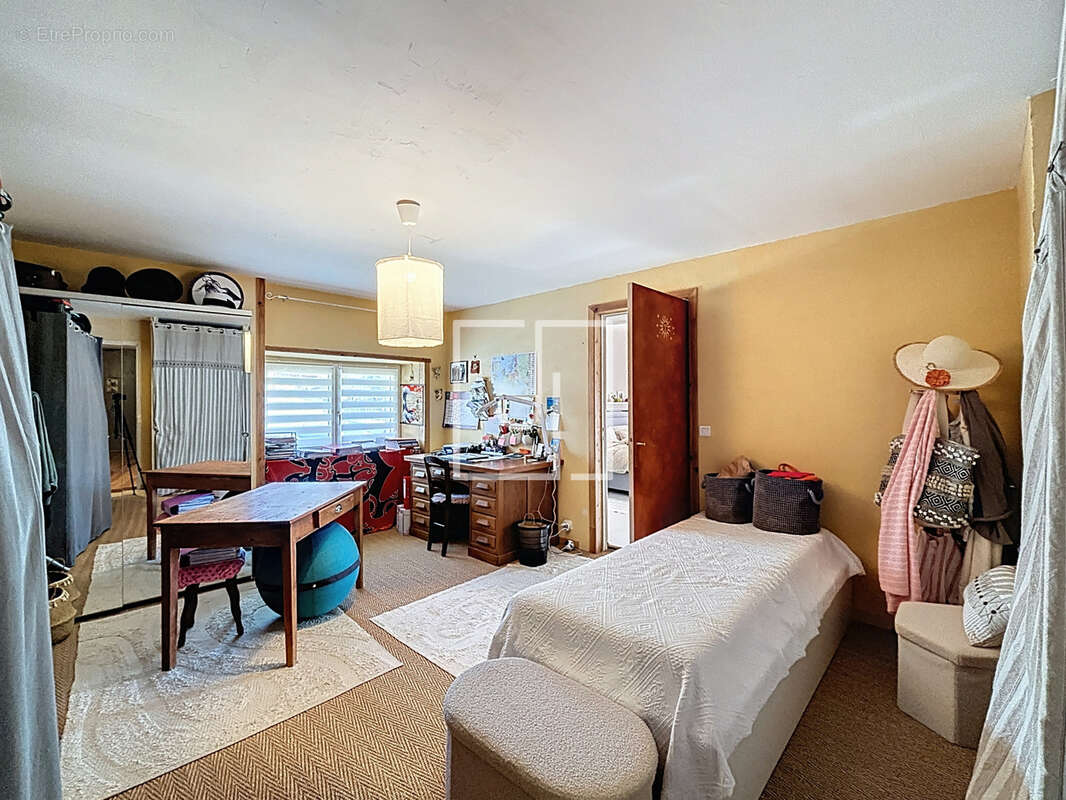 À vendre maison de caractère, 10 pièces à Jausiers (04850) - photo 18