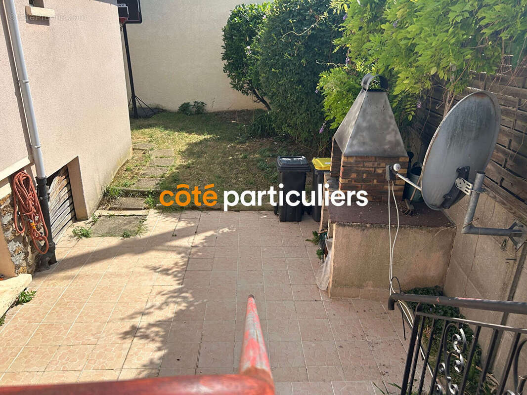 Maison à VILLENEUVE-LE-ROI