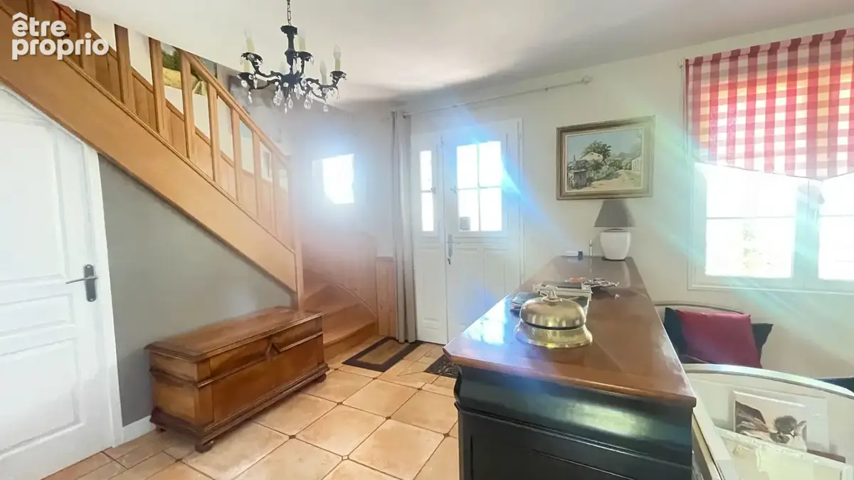 Maison 6 pièces 205 m² à vendre à Saint-Cyr-Sur-Le-Rhone (69560) - photo 10