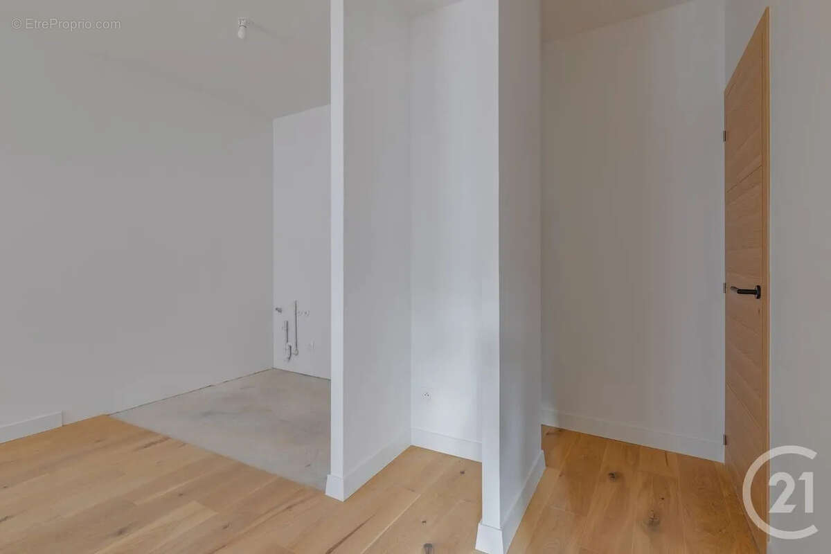 Appartement à SAINT-GENIS-LAVAL