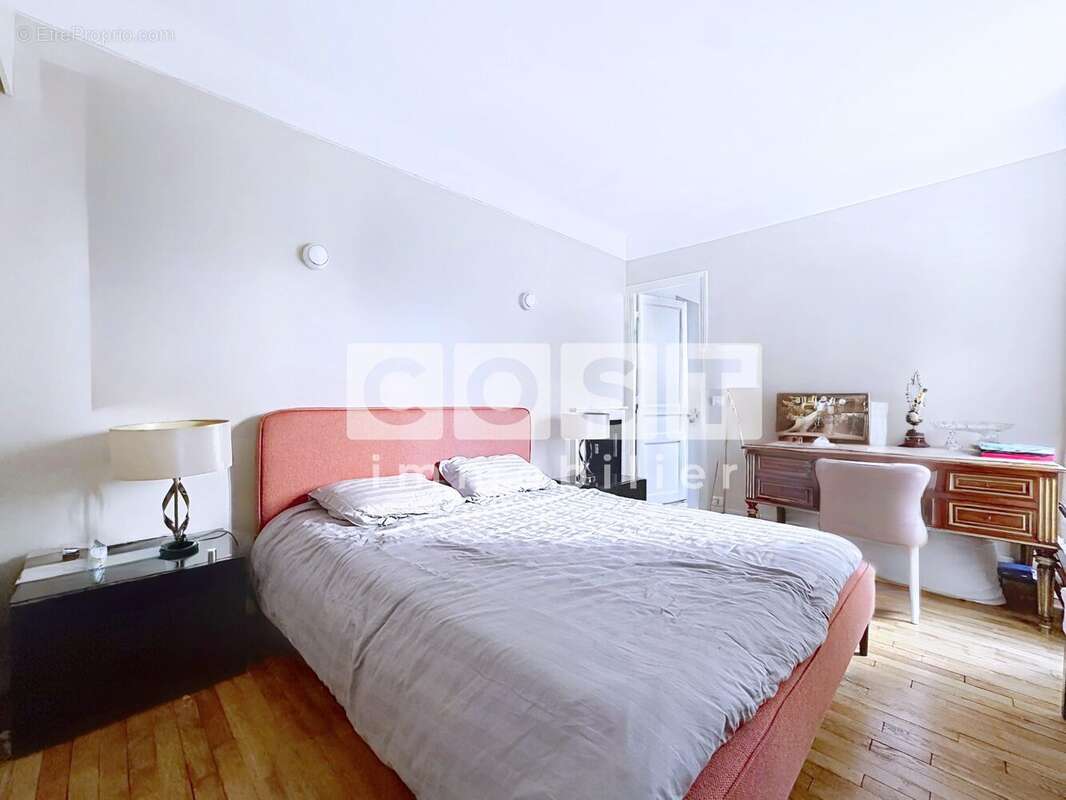Appartement 70 m² à Asnieres-Sur-Seine  - photo 9