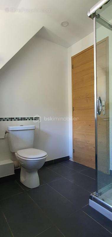 Appartement à VAULNAVEYS-LE-HAUT