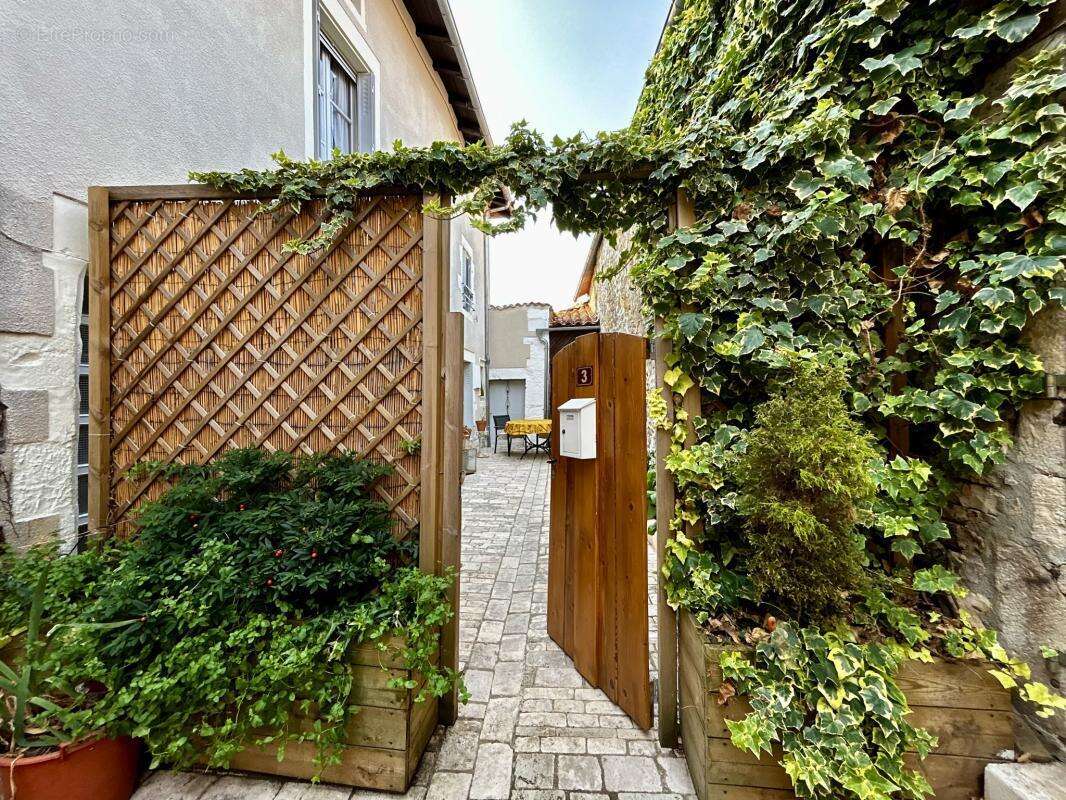 Charmante maison de village avec cour intérieure 65M2 - photo 13