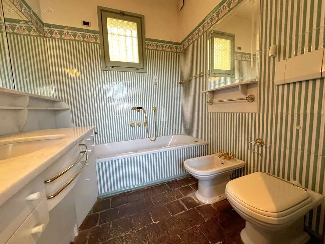 Maison à CAGNES-SUR-MER