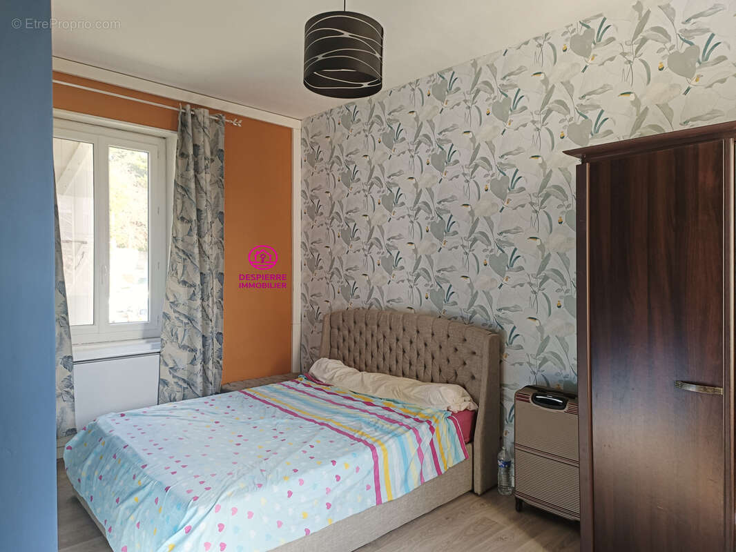 Maison à LE PEAGE-DE-ROUSSILLON