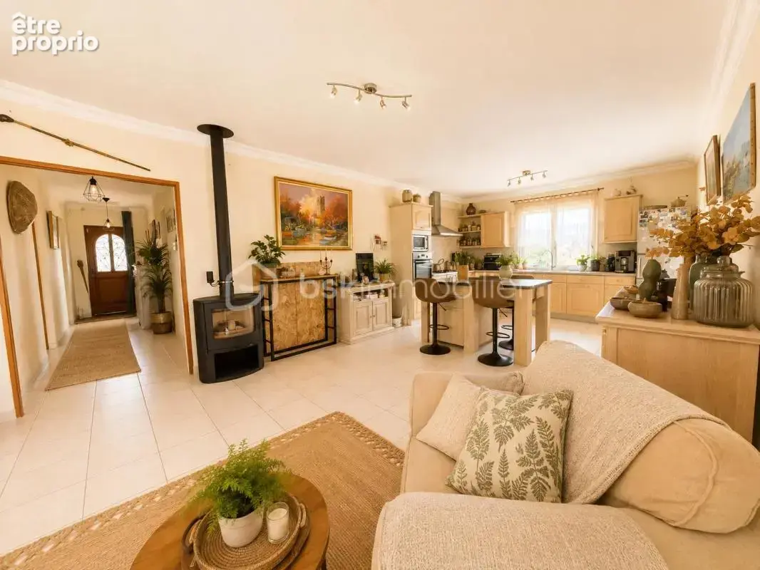 RARE !!! à 15 min de la plage, entre Montpellier et Sète – Propriété de caractère de 233 m² au cœur de 3285 m² constructibles– - photo 17
