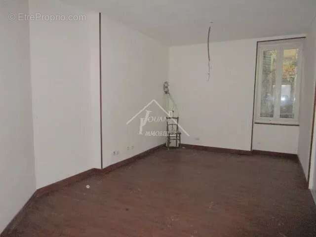 Appartement à VARENNES-SUR-ALLIER