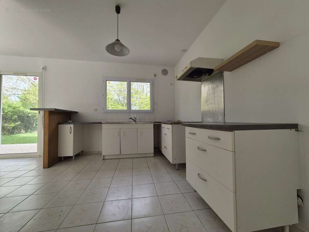 Maison à SAINT-BERTHEVIN