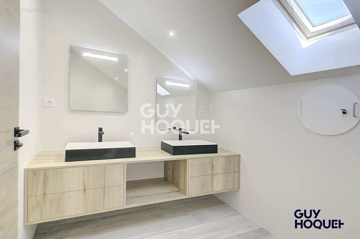 Maison à SAINT-AGNIN-SUR-BION