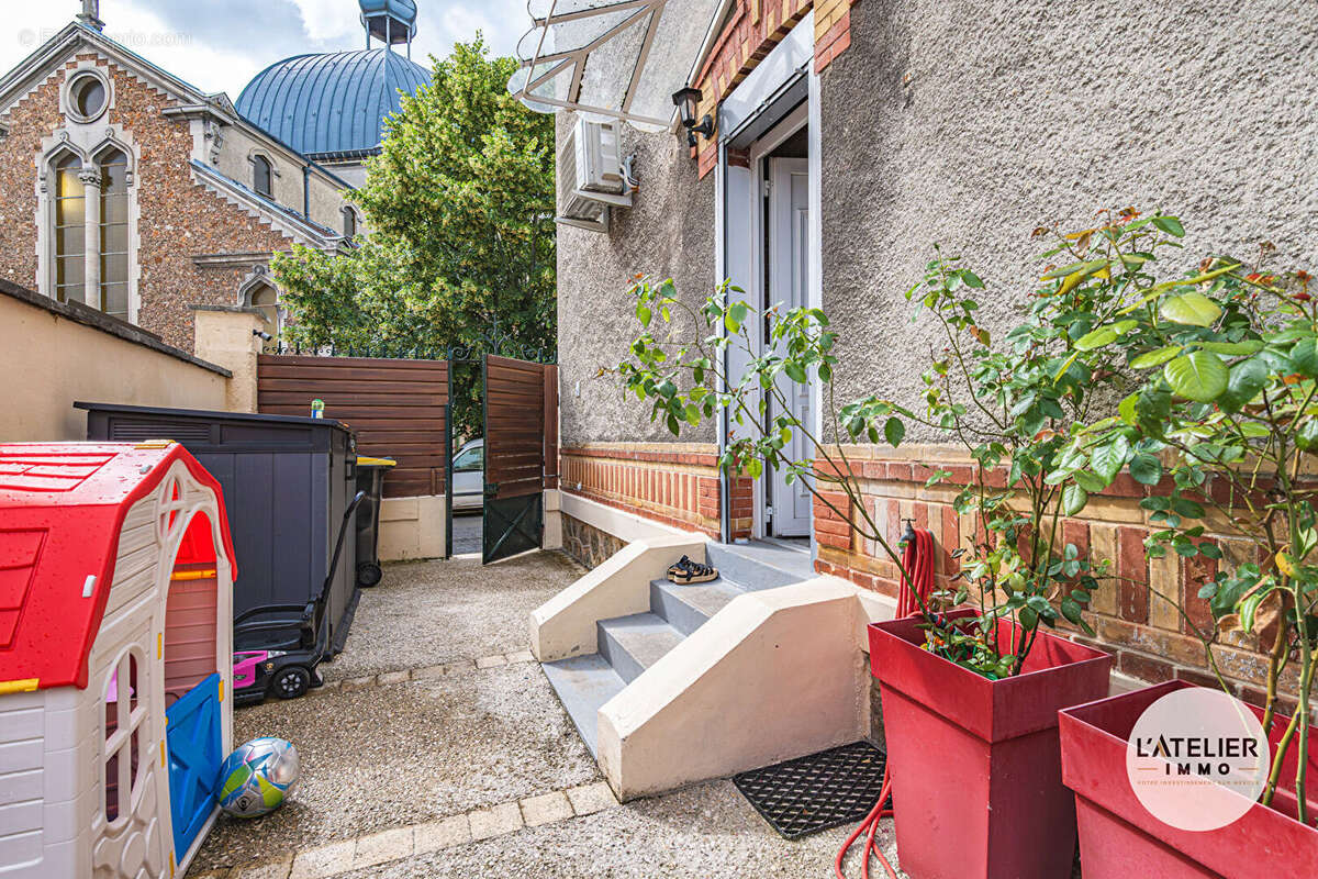 Maison à MAGENTA