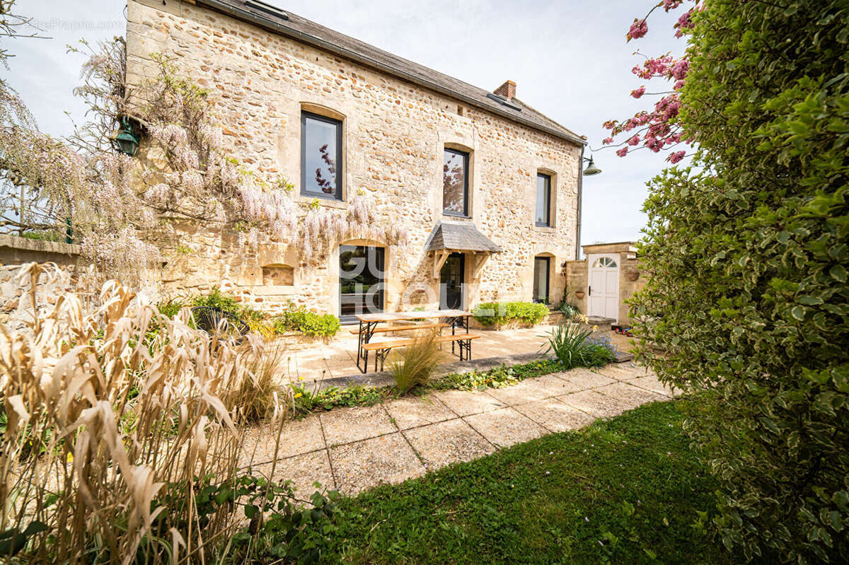 Maison à BARBERY