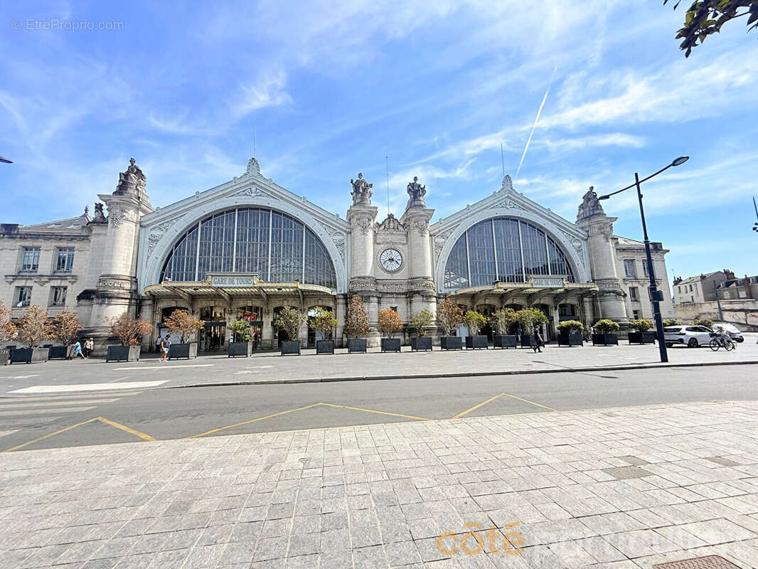 Secteur Velpeau / Gare avec place de parking - photo 2