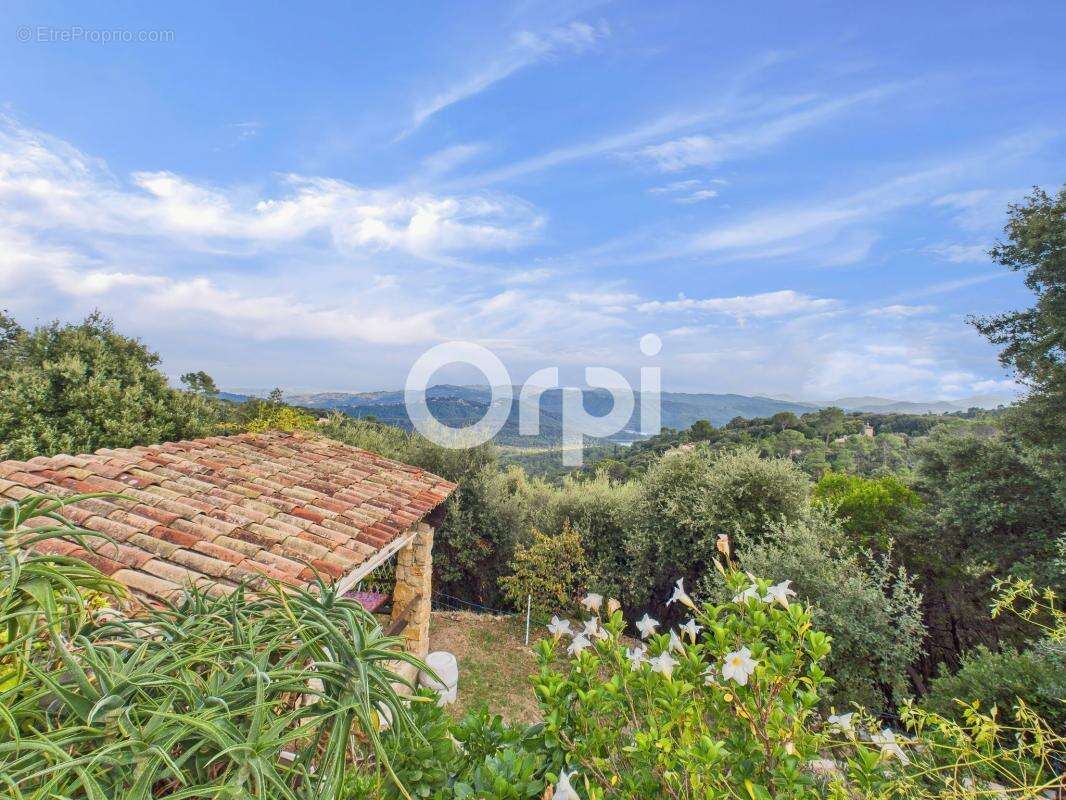 Maison à MONTAUROUX