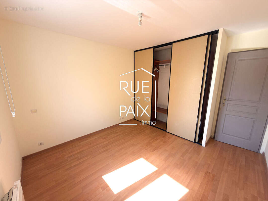 Maison plain-pied 3 chambres - Vouillé 86190 -Terrain 645 m² - photo 5