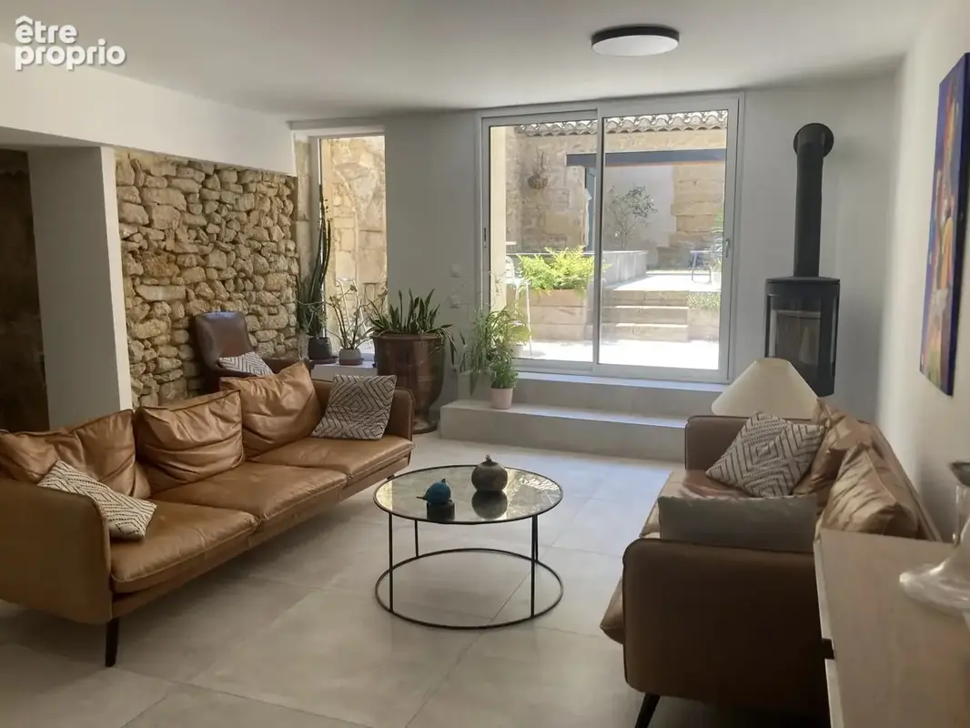 Photo Maison à Grans au prix de 645 000€