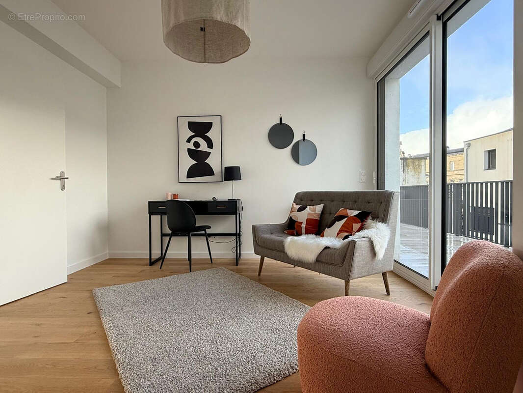 Appartement à BORDEAUX
