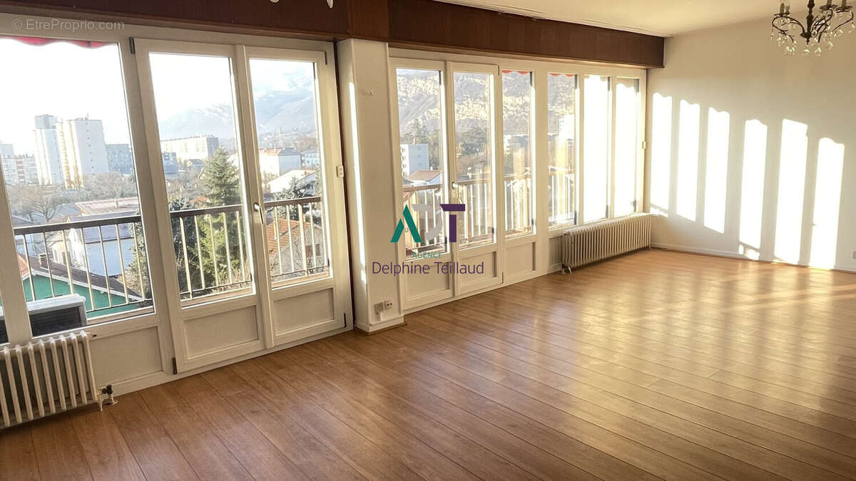 Appartement à ECHIROLLES