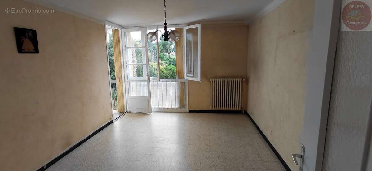 MONTPELLIER  Appartement T3 de 63 m² avec garage fermé et cellier - photo 6