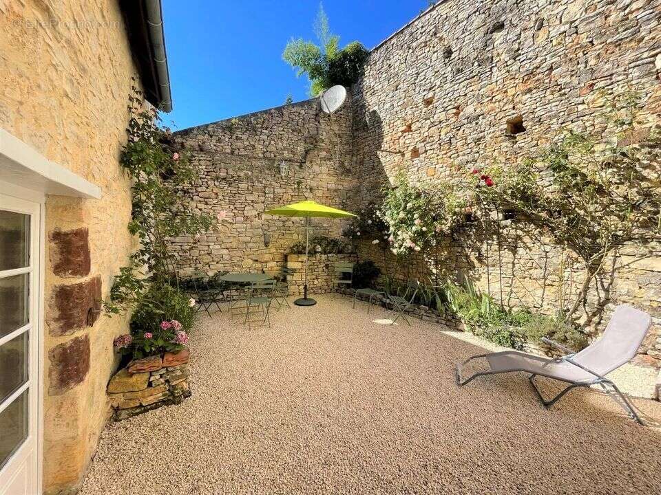 Maison à CAZALS