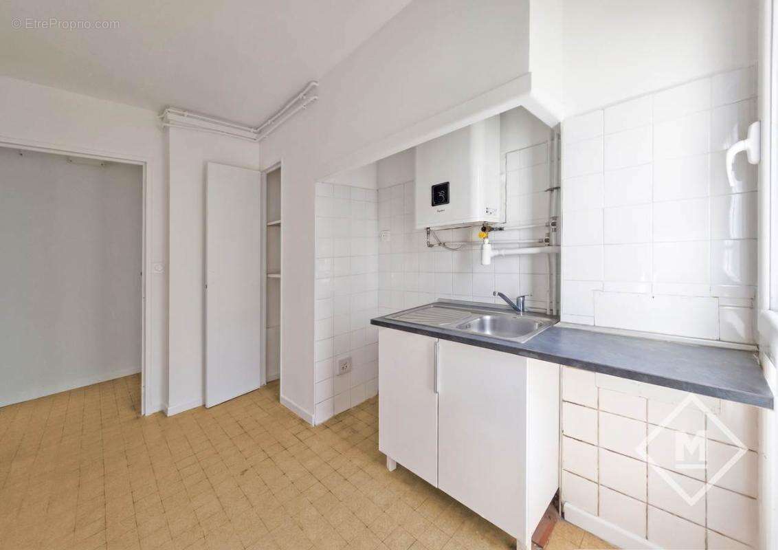 Appartement à MARSEILLE-9E