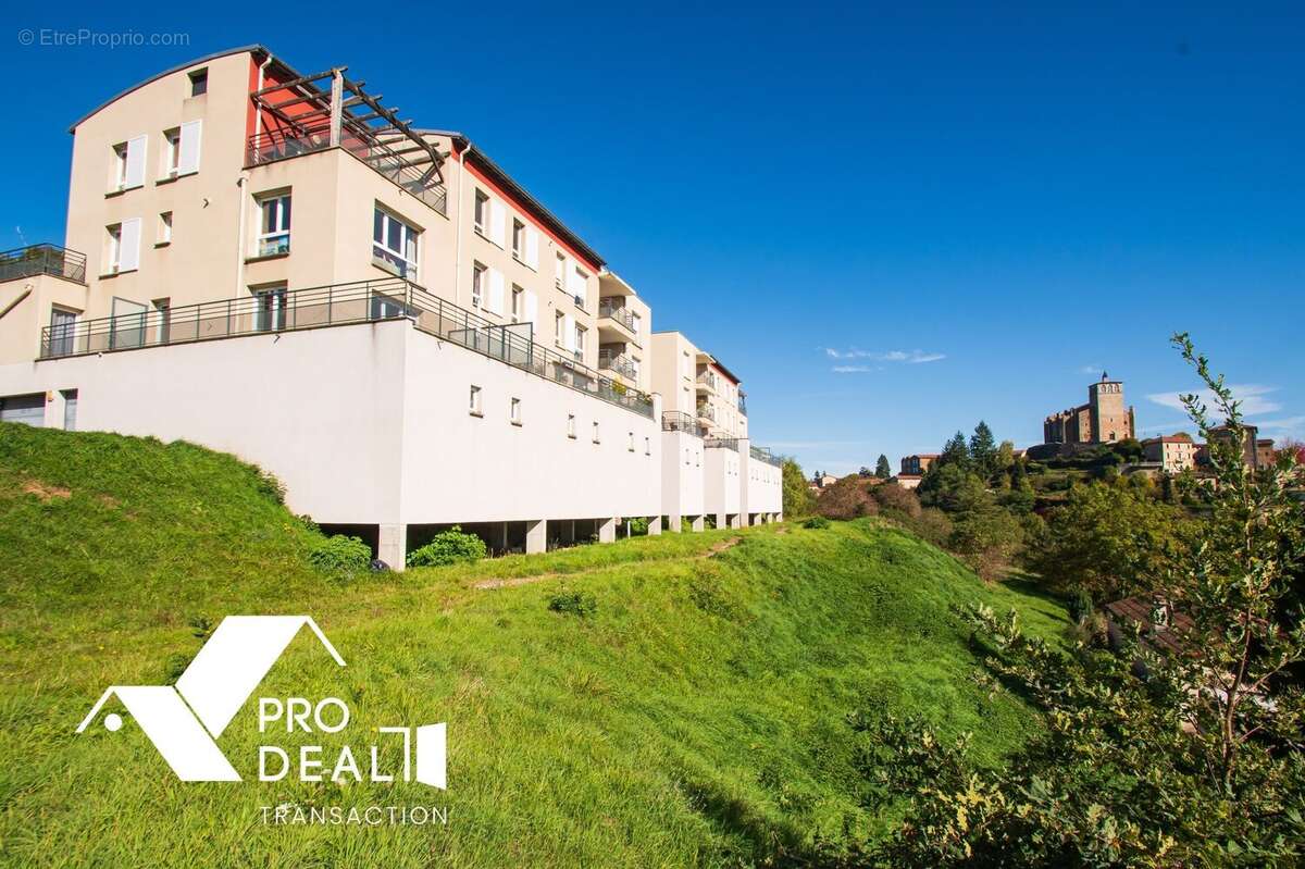 Appartement à SAINT-SYMPHORIEN-SUR-COISE