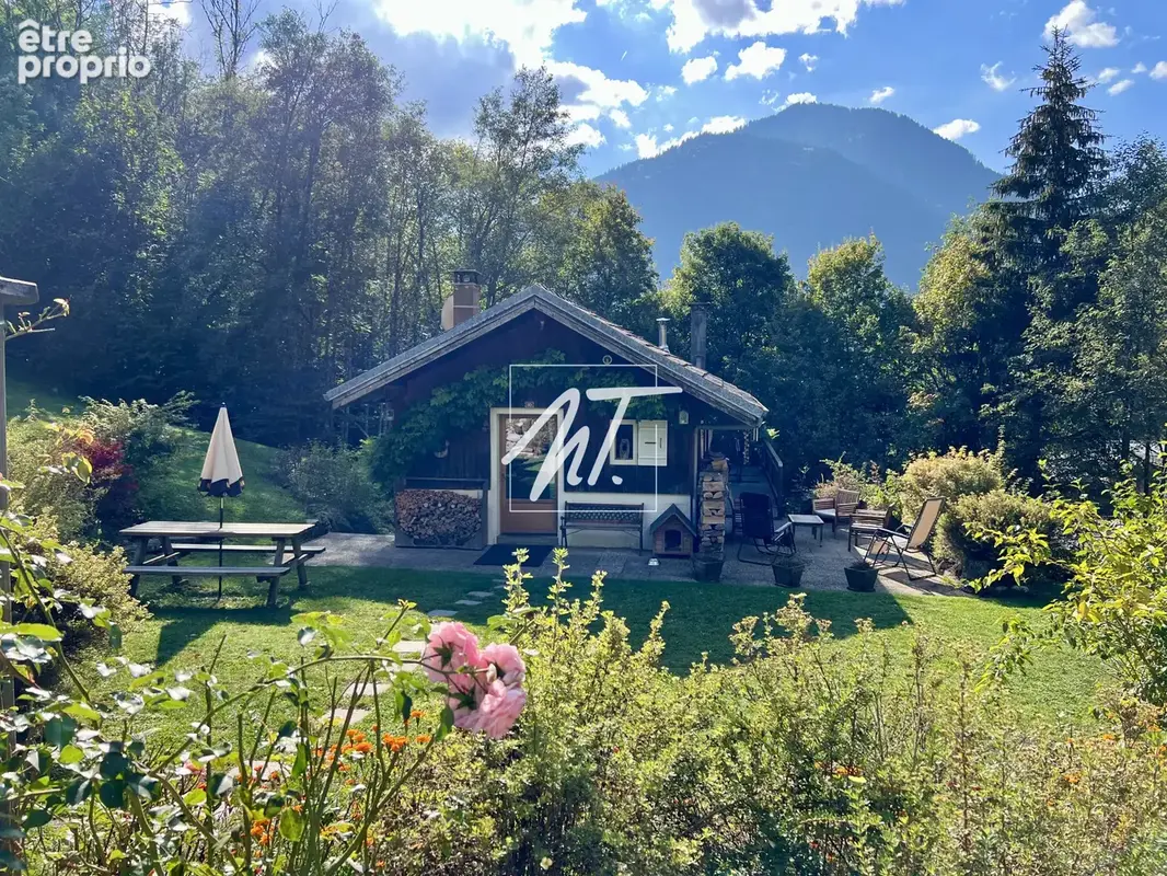 Authentique chalet de charme - acces privatif a la riviere - photo 1