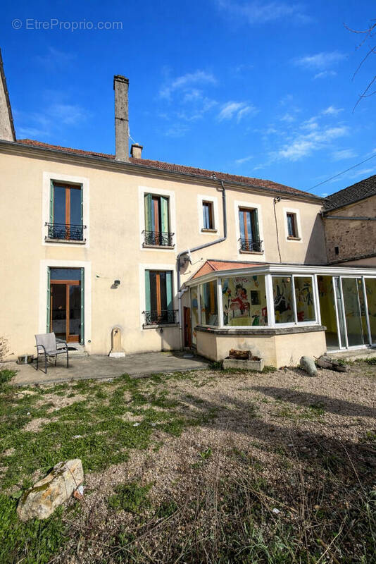 Appartement à LA FERTE-SOUS-JOUARRE