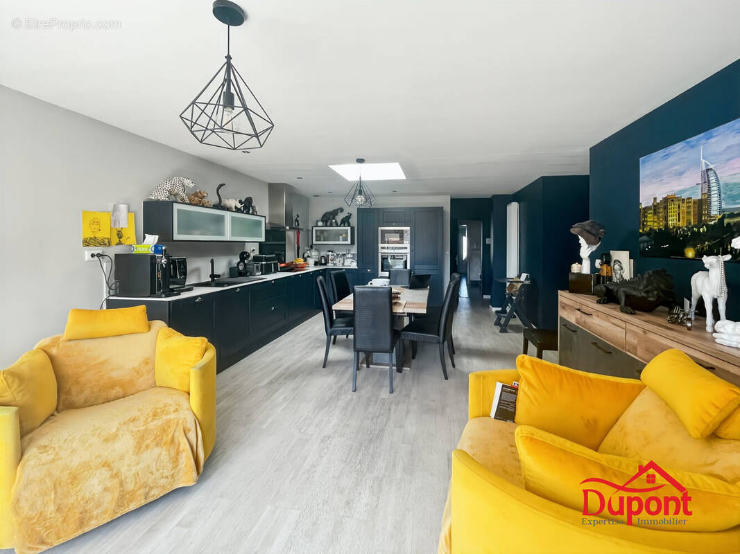 Maison à PECQUENCOURT