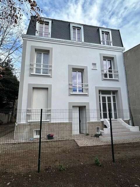 Maison à ASNIERES-SUR-SEINE