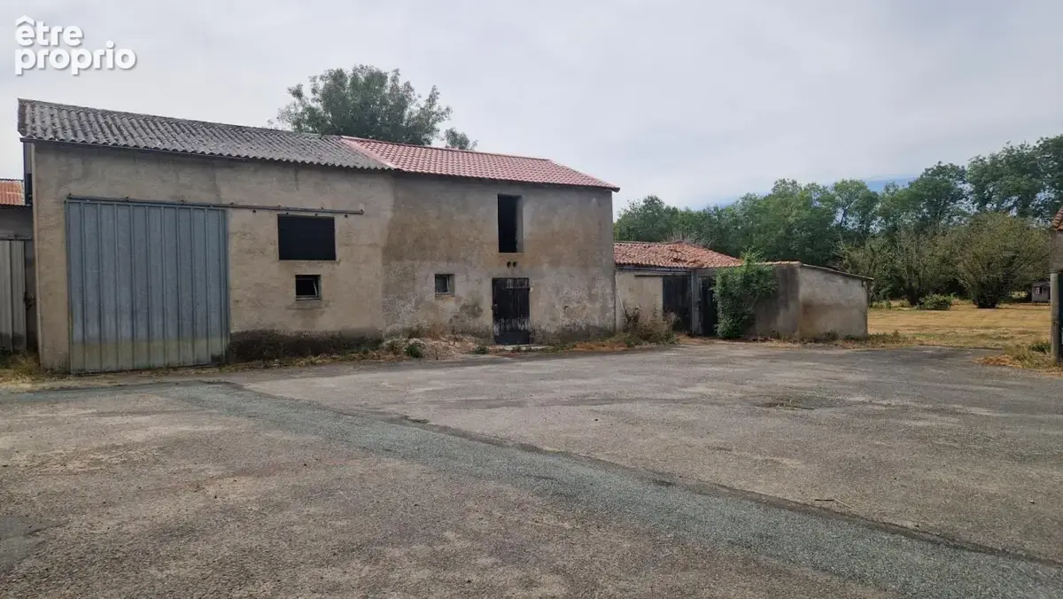 Maison à LE LOROUX-BOTTEREAU