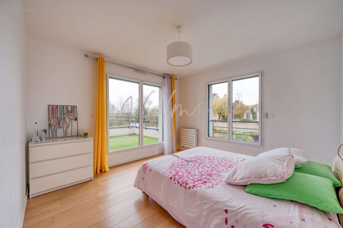 Maison à CRESPIERES