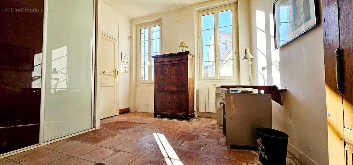 L'isle-jourdain - centre ville - maison t3 - photo 5