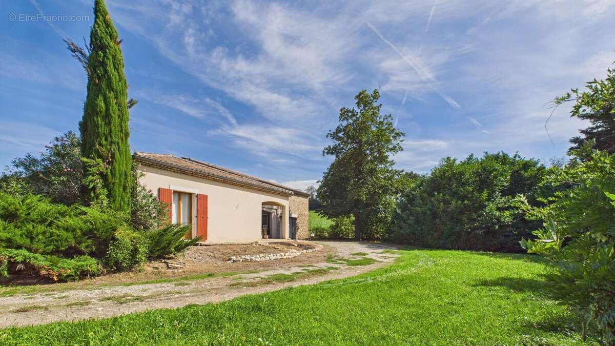 Maison à LIVRON-SUR-DROME