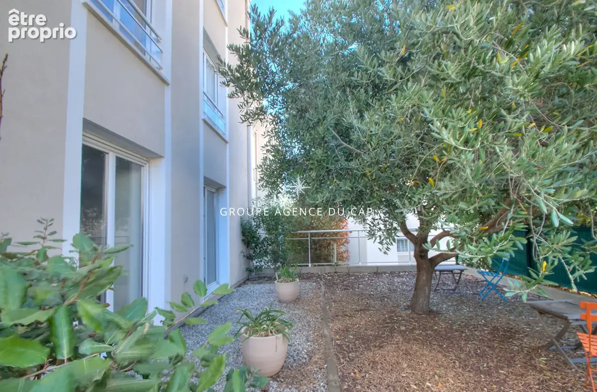 Saint raphael proche centre ville appartement 4 pieces avec garage - photo 9