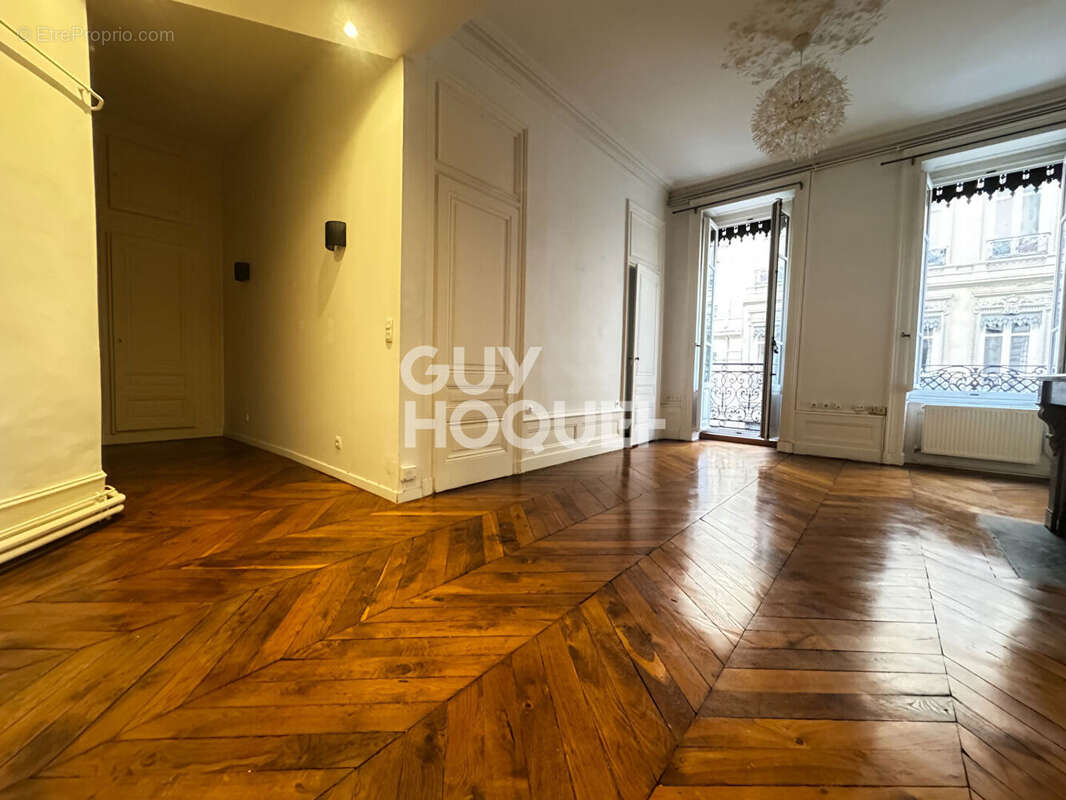 Appartement à LYON-6E