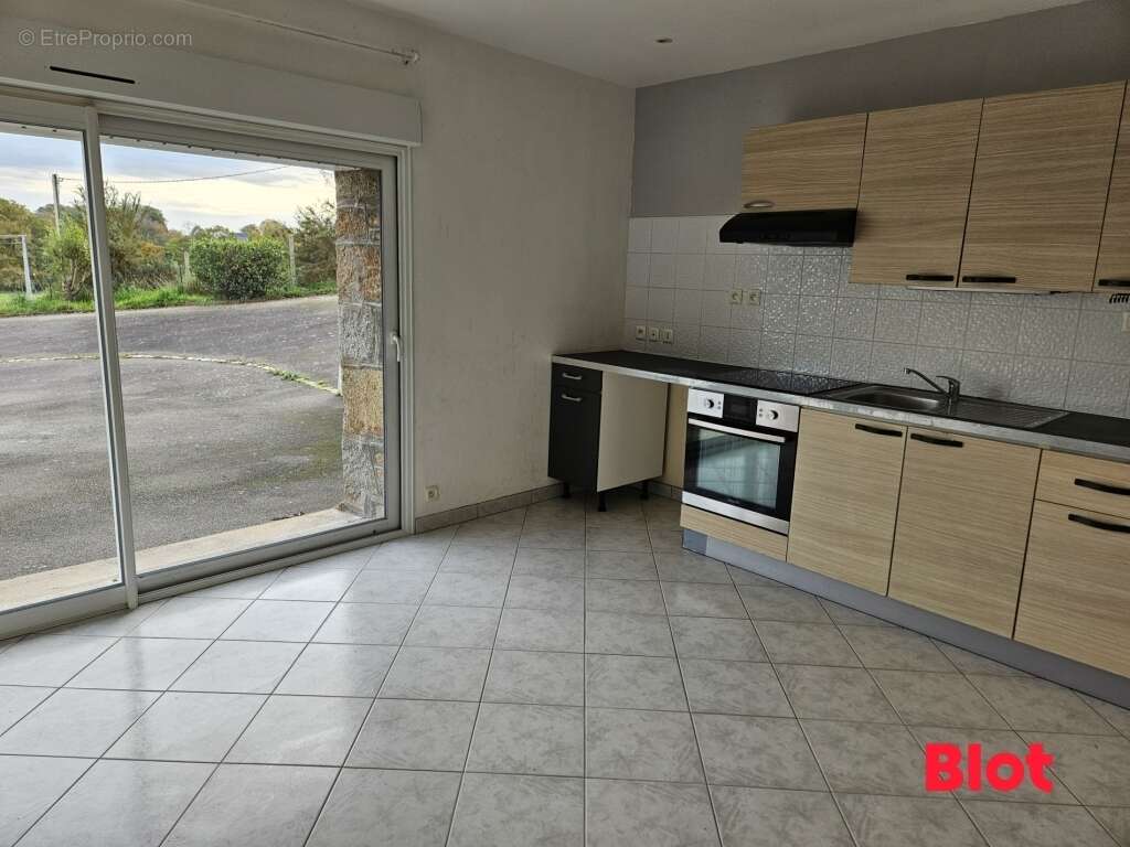 Maison à SAINT-HILAIRE-DES-LANDES