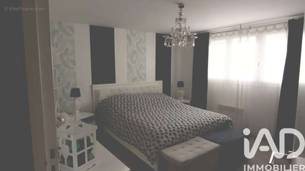 Photo 3 - Appartement à SAINT-CHERON