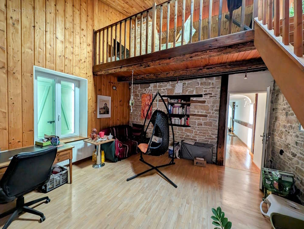 Magnifique Maison de Village entièrement rénovée - photo 9