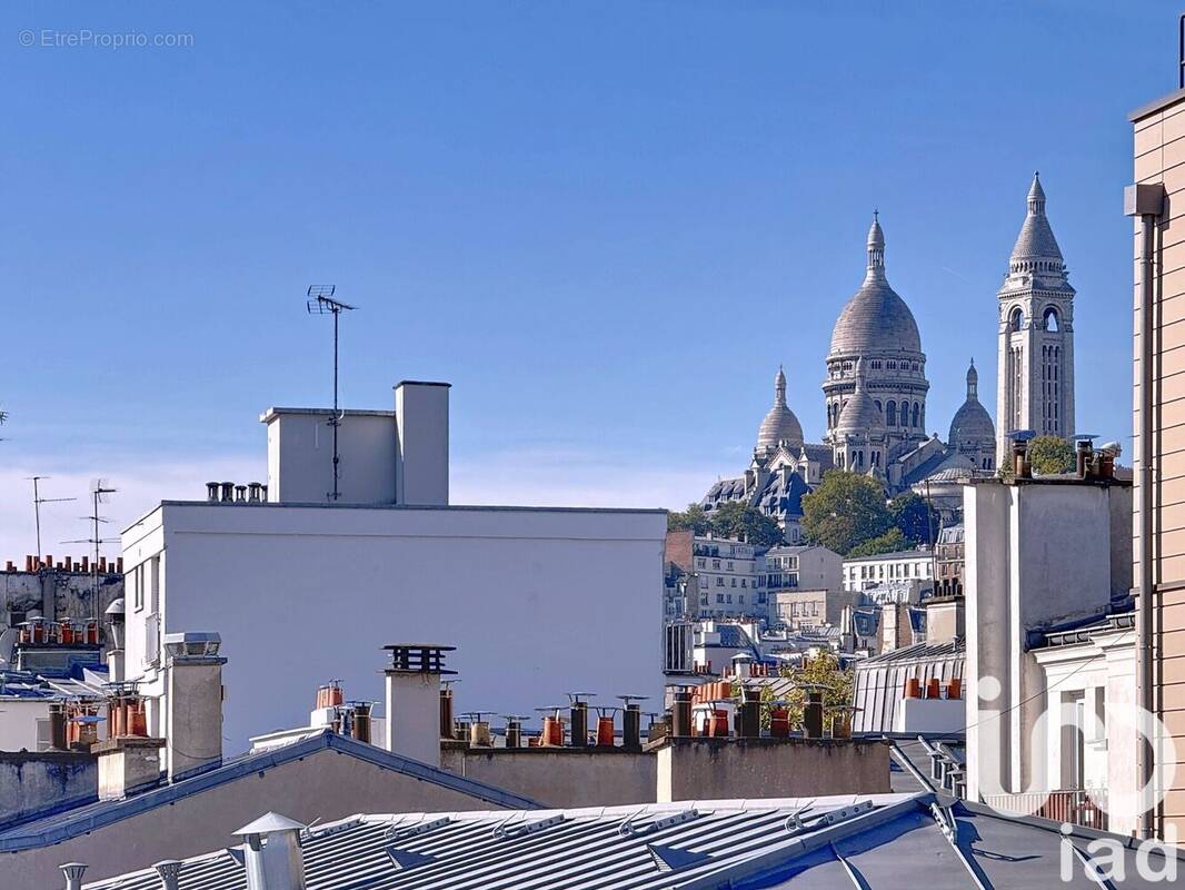 Photo 1 - Appartement à PARIS-18E
