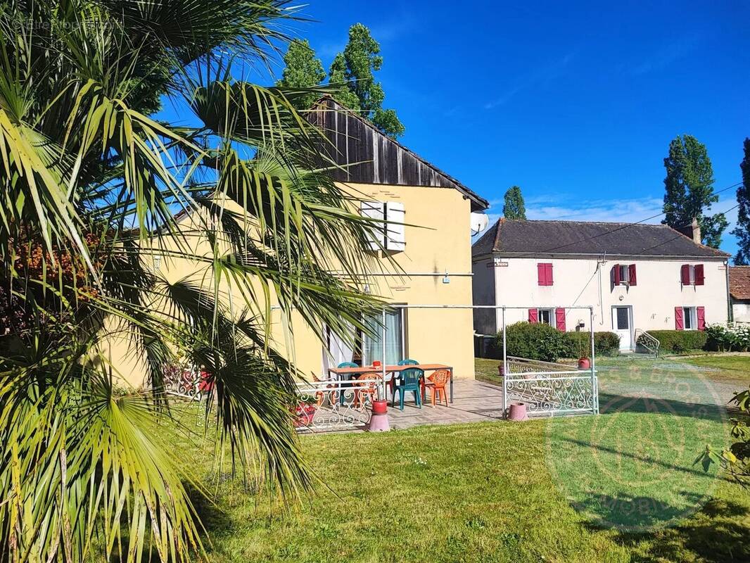 Maison à ARZACQ-ARRAZIGUET