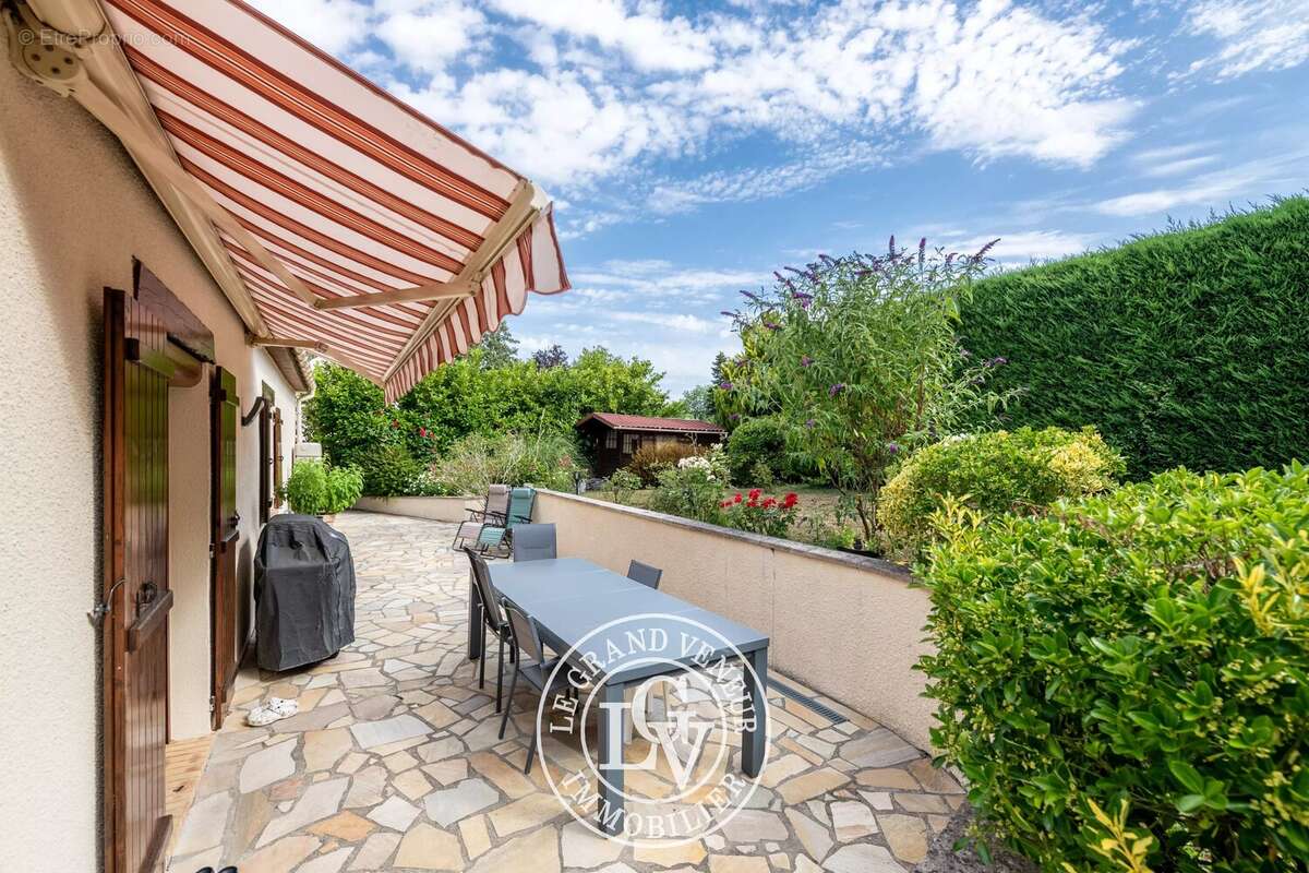 Proche barbizon- maison familiale  - 4 chambres - carport double - terrasse - jardin - photo 5
