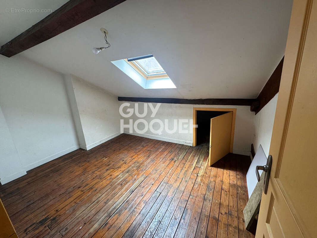 Appartement à VALS-LES-BAINS