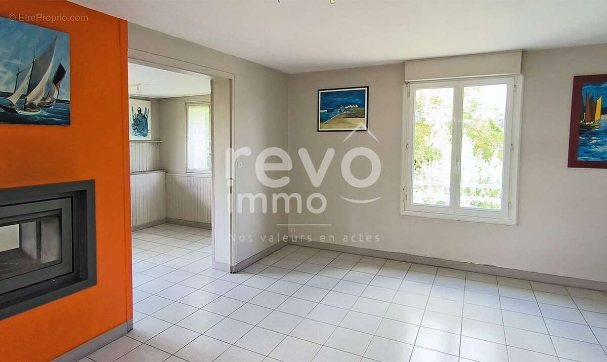 Maison à SAINT-JULIEN-DE-CONCELLES