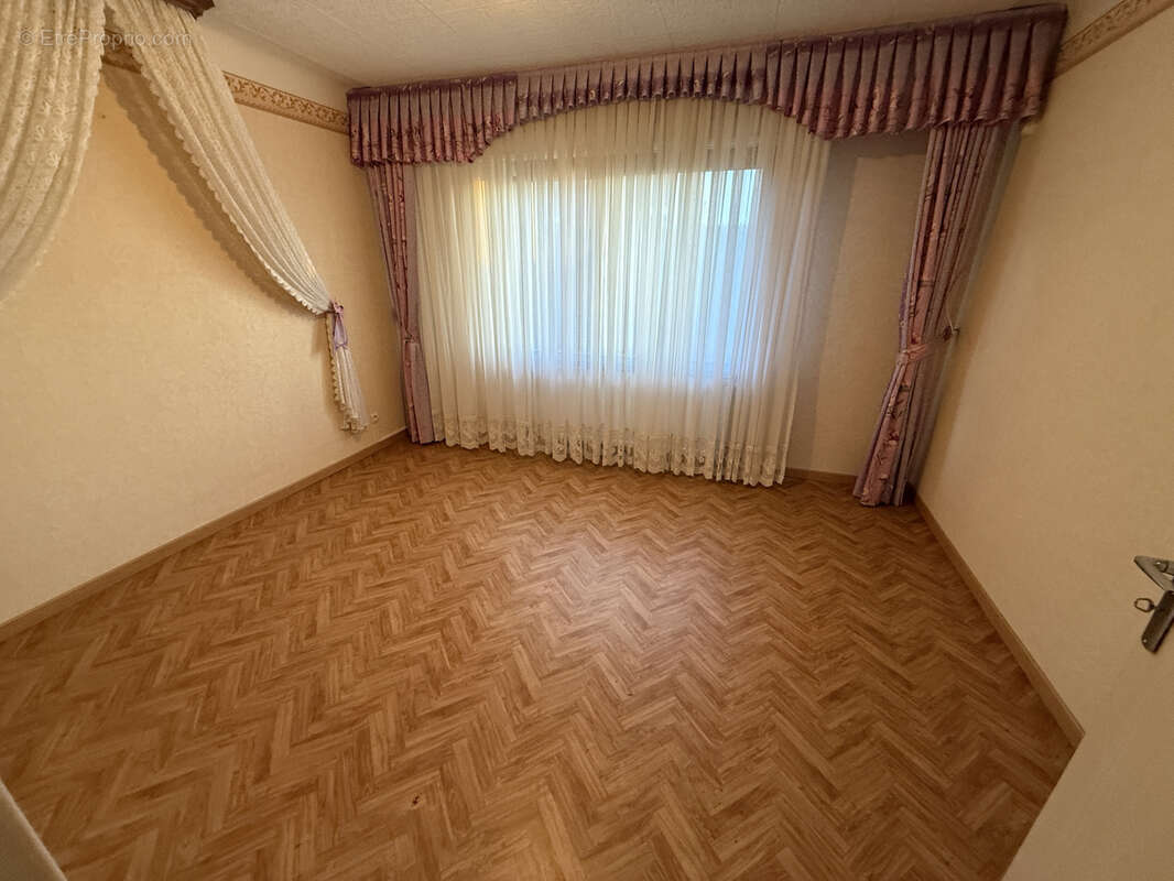 Maison individuelle 6 pièces de 115 m2 avec sous-sol - photo 11