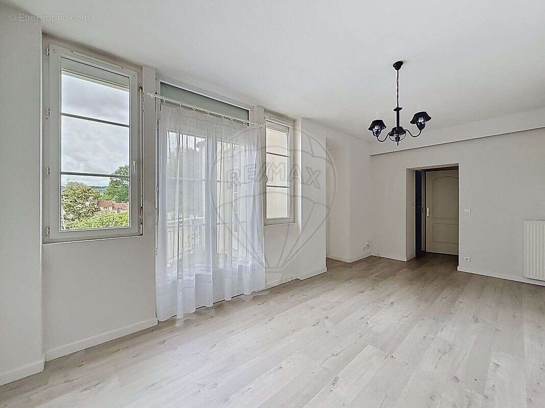 Appartement à SENS