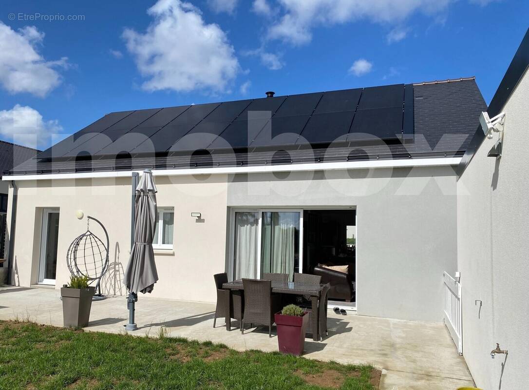 m-biotteau_00001 - Maison à POUILLE-LES-COTEAUX