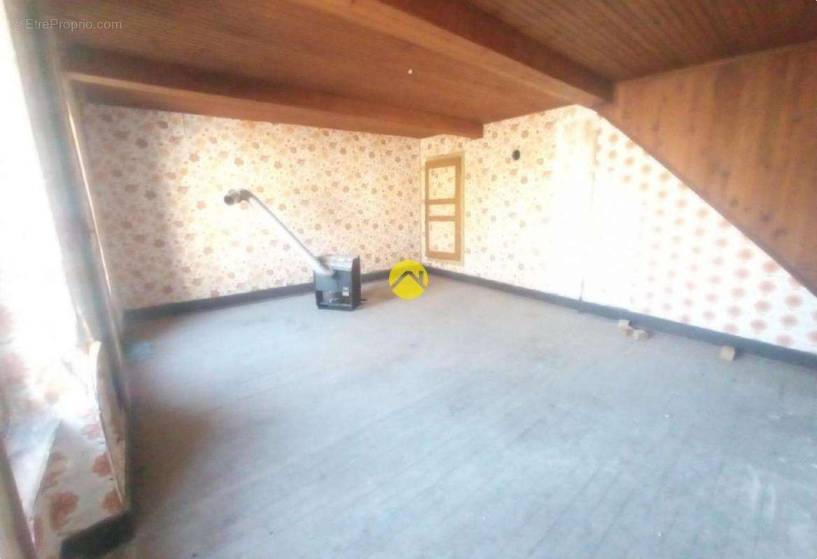 Commerce à CHANTELLE